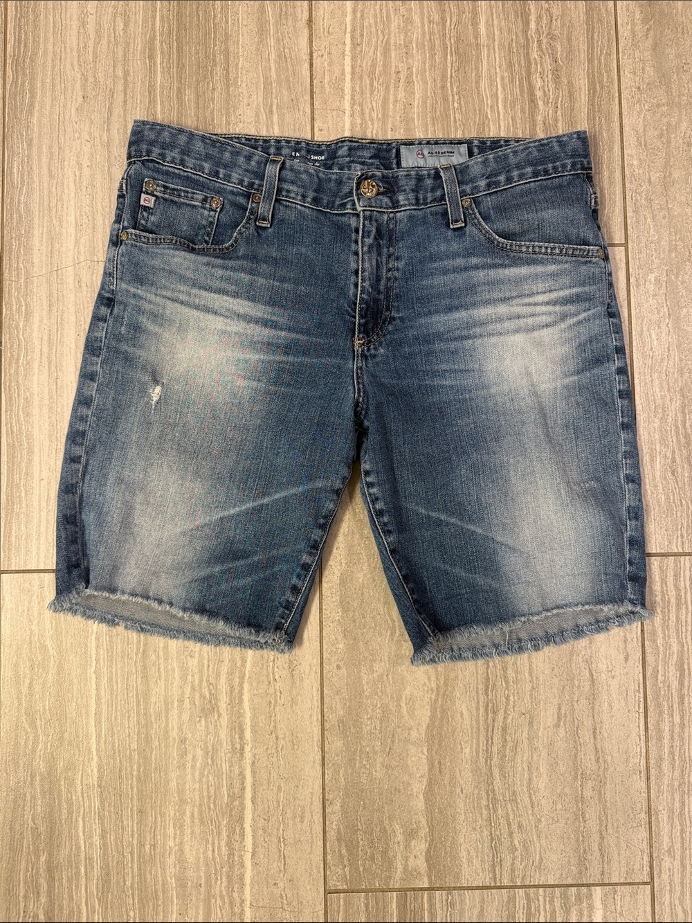 AG Adriano Goldschmied Women's Faded Blue Denim Bermuda Shorts size 31